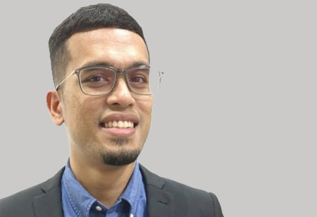  Fauzi Baharin, Manufacturing Manager, Mondelez International | Food Business Review