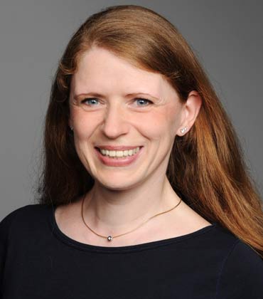 Dr. Claudia Durmus Dr. Claudia Durmus