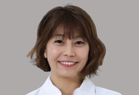 Seung-hyun (Sue) Han, Director of Corporate QA, Pulmuone Foods USA | Food Business Review